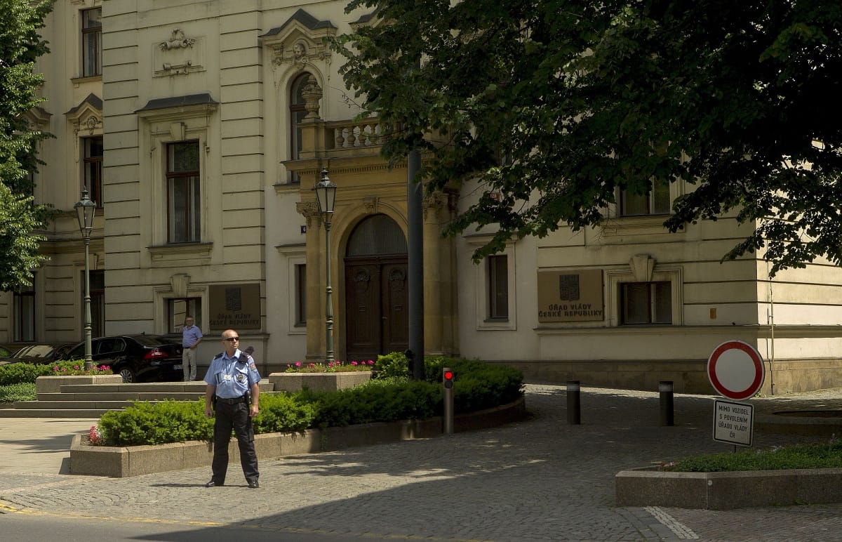 Korrupciós botrány: nem mond le a cseh kormányfő