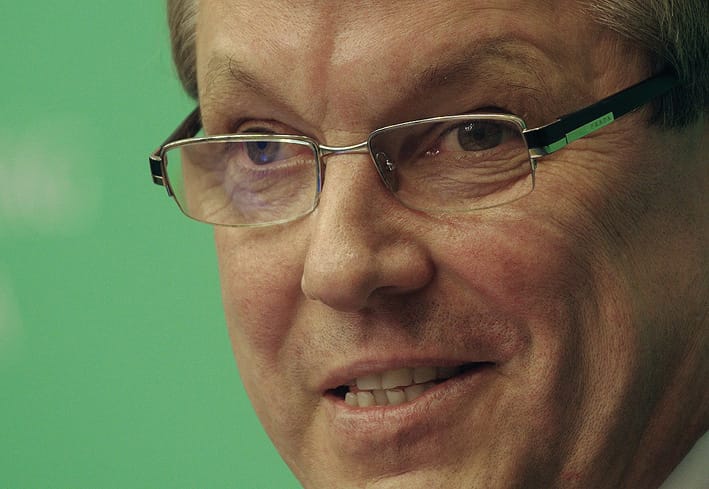 A kormány átalakítja a gyógyszerkasszát és a közösségi közlekedést