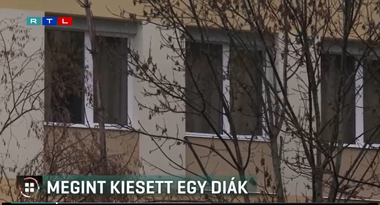 Kizuhant egy tinédzser egy egri iskola ablakából