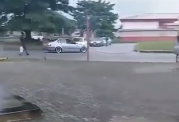 Így jár Ken Block lelki rokona a boltba? - videó