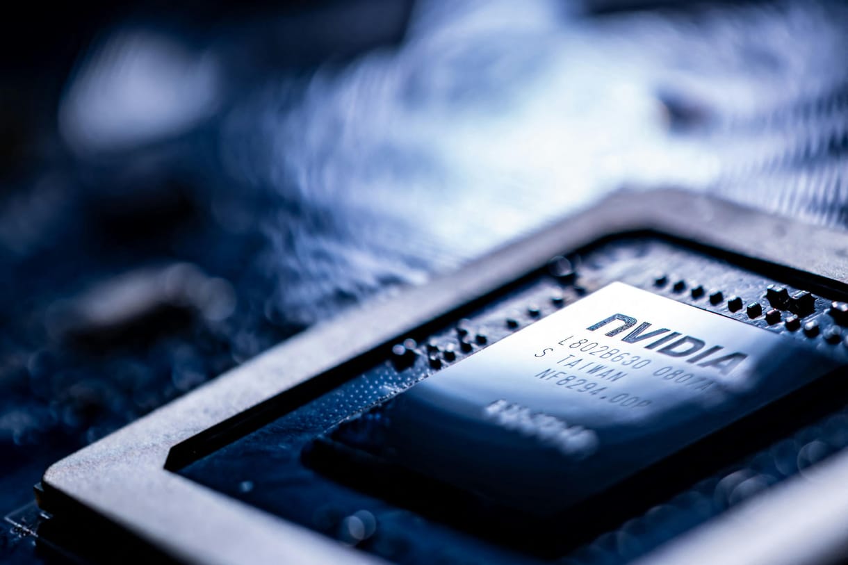 Most az Nvidiától függ a mesterséges intelligencia fejlesztése, a világ legértékesebb cége lett