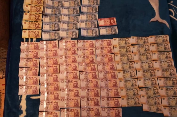 Dörzsöltnek hitte magát a benzinkutat kirabló pár, egy napon belül elfogták őket