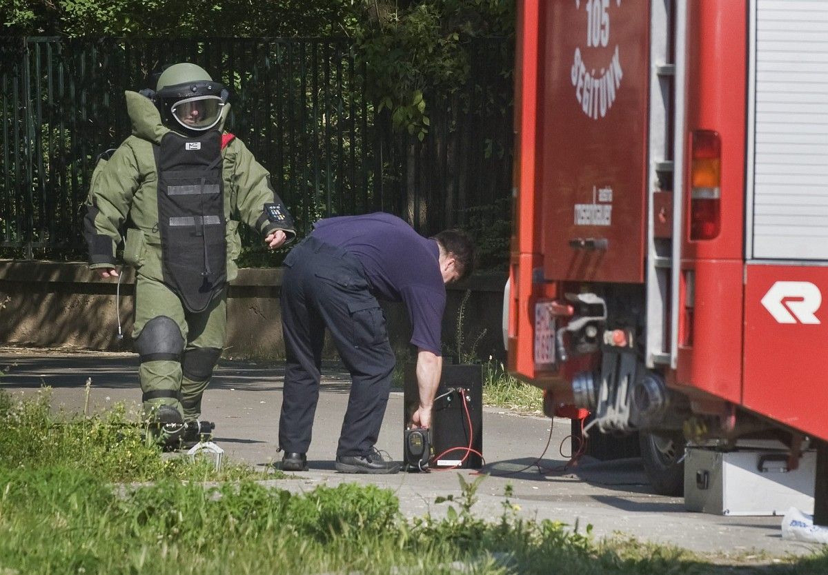 Egy nyugdíjas rendőr fia miatt üríthettek ki 15 kecskeméti házat