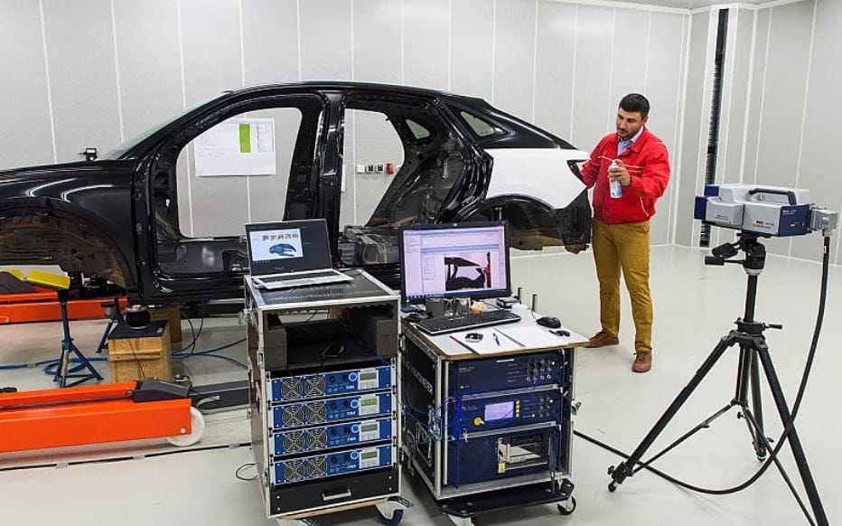 Így zenél egy Audi karosszériája – videó 