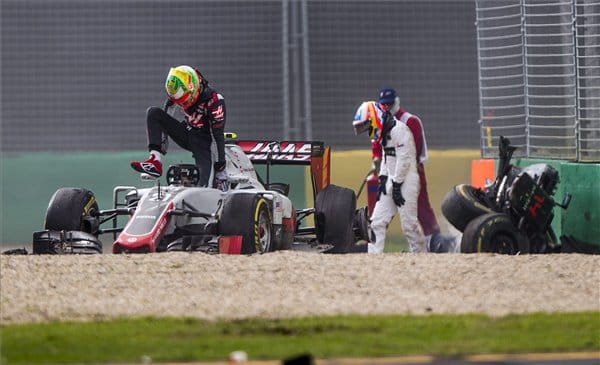 Alonso becsapta a halált – az Ausztrál Nagydíj nemzetközi sajtóvisszhangja
