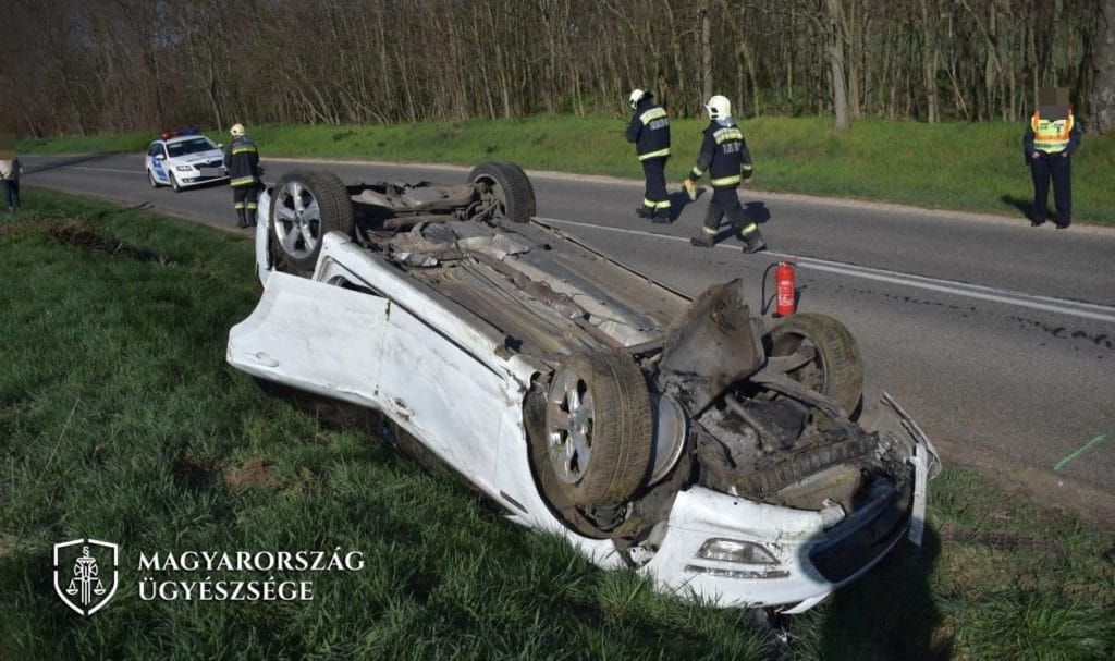 Vádat emeltek a tapolcai ámokfutó ellen, aki rendőröket is megpróbált elütni egy kisteherautóval – videó