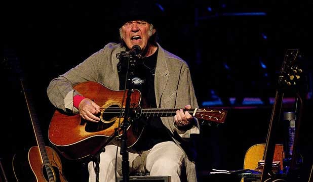 Véget ért Donald Trump és Neil Young háborúja