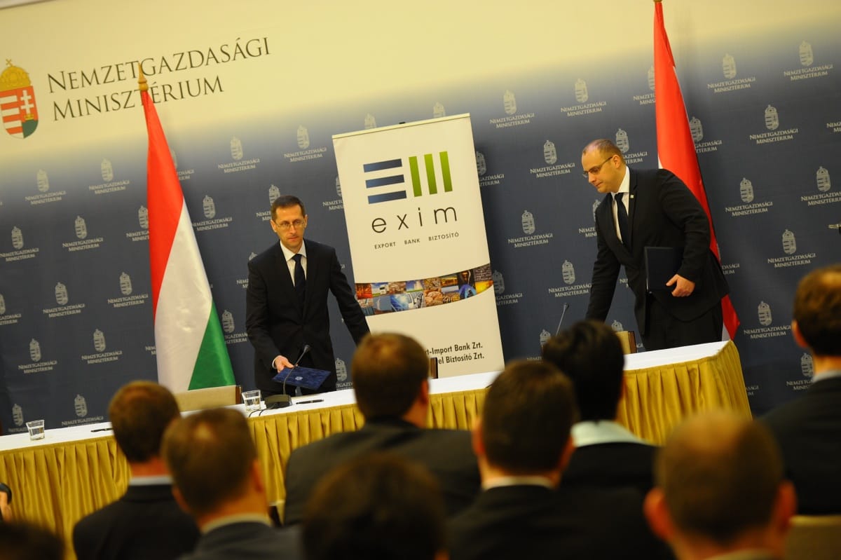 Újabb csatát vesztett a kormány az államadósság elleni harcban