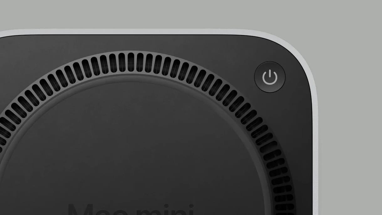 Egy bekapcsológomb miatt nyűgölődnek az emberek, az Apple szerint nincs itt semmi látnivaló