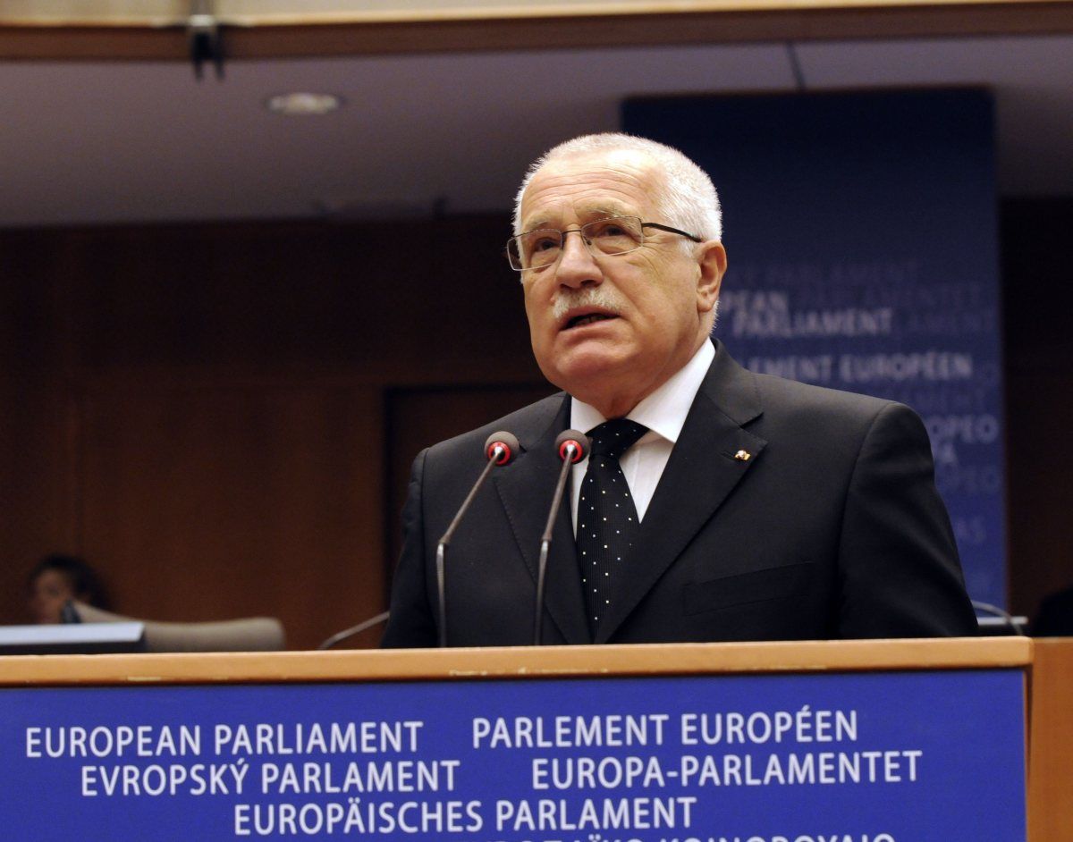Václav Klaus kinevezte az új cseh minisztereket