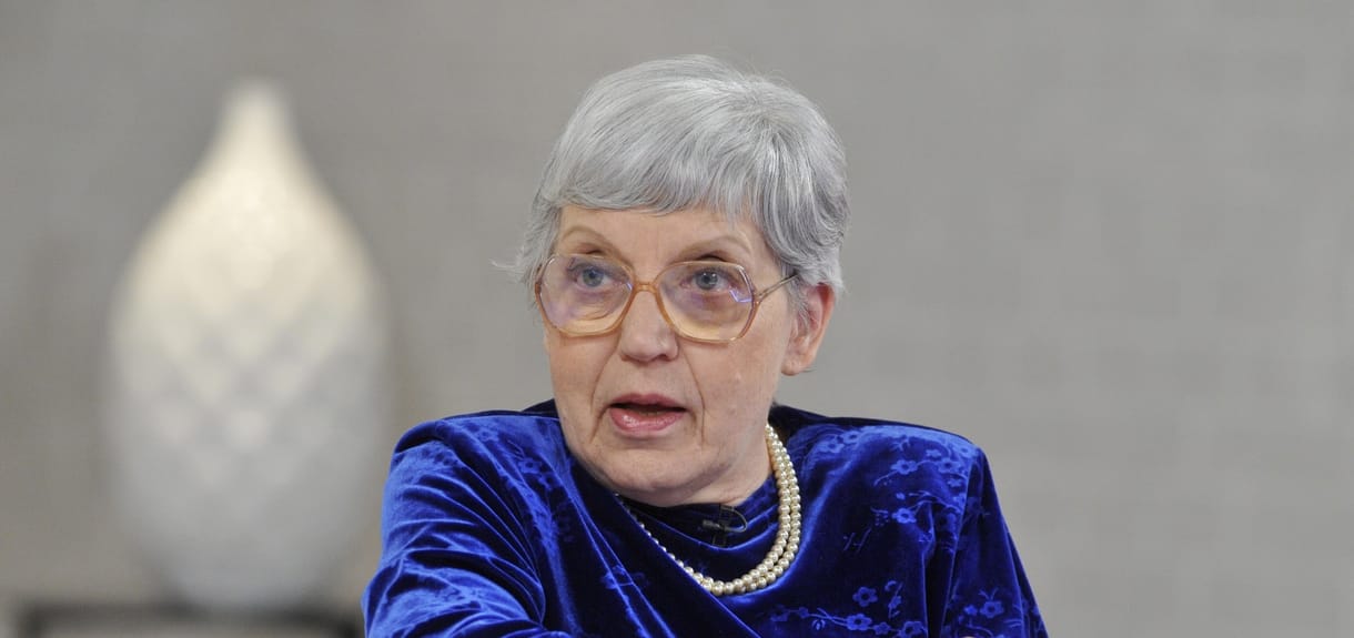 Dévény Anna: 