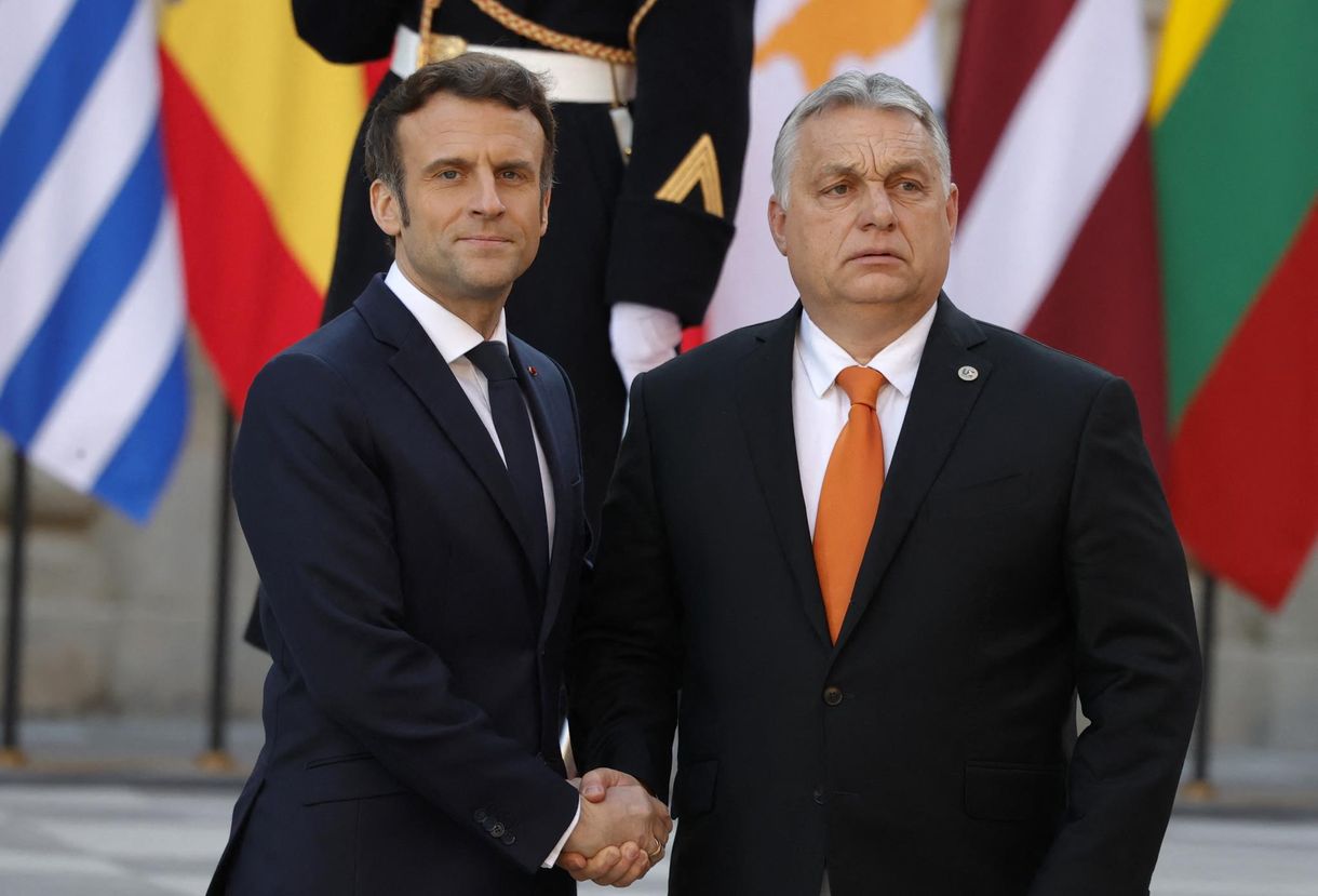 Macronnal találkozik hétfőn Orbán