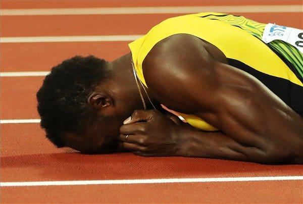 Nem így képzelte utolsó futását Usain Bolt