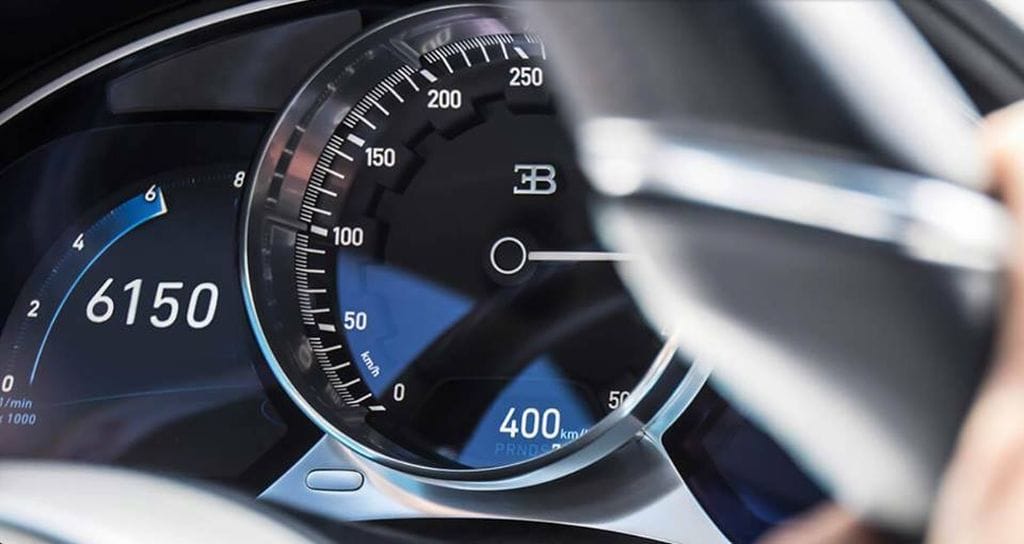 Világcsúcsot ment a Bugatti Chiron – és nem azzal, hogy 8 perc alatt kiürít egy teli tankot