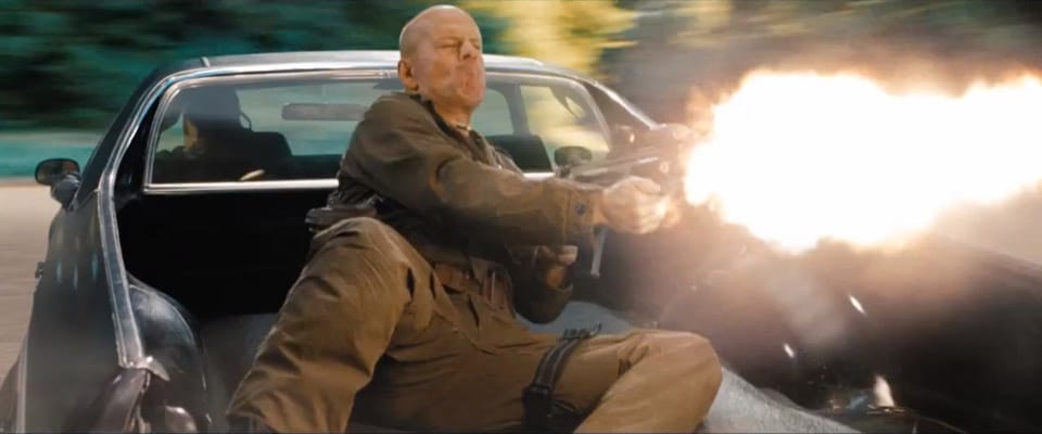 Árpa Attila lesz Bruce Willis egyik ellenfele