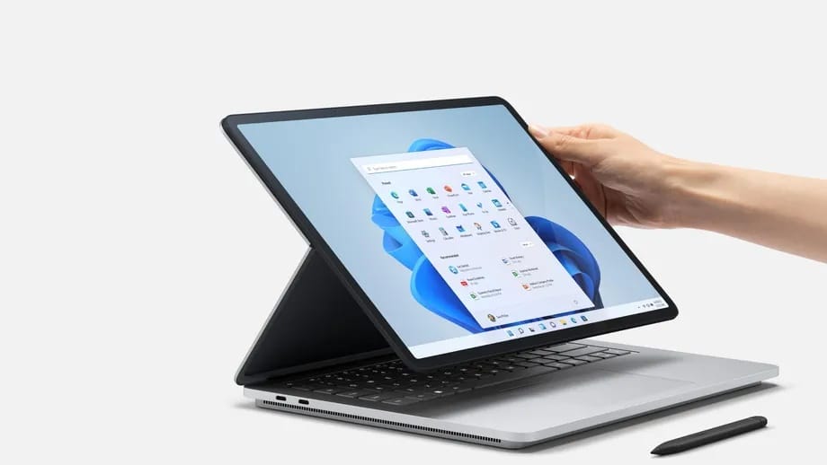Laptop és táblagép egyben: itt a Microsoft bombaerős számítógépe, a Surface Laptop Studio