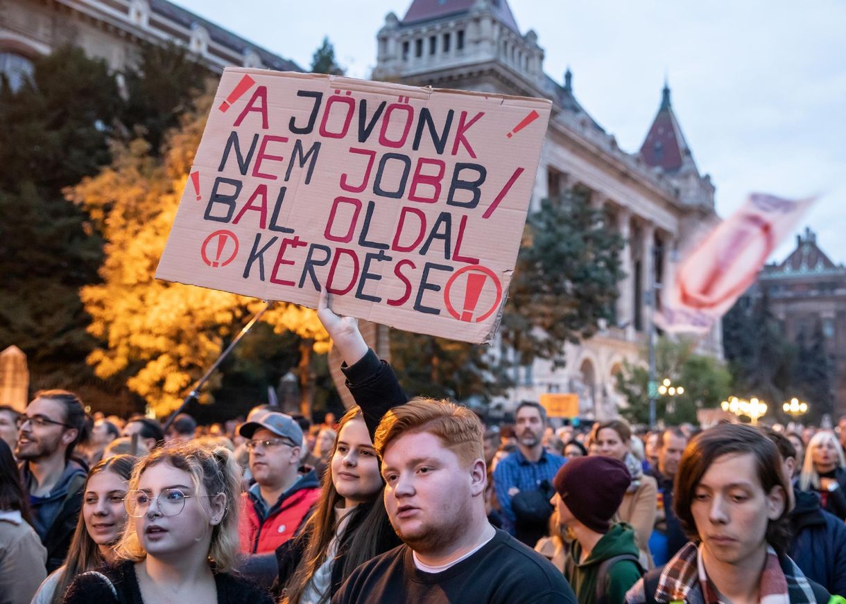 Medián: A borúlátás nő, a Fidesz és az ellenzék nem