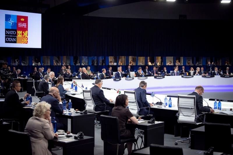 Hivatalosan is felkérték Finnországot és Svédországot a NATO-csatlakozásra