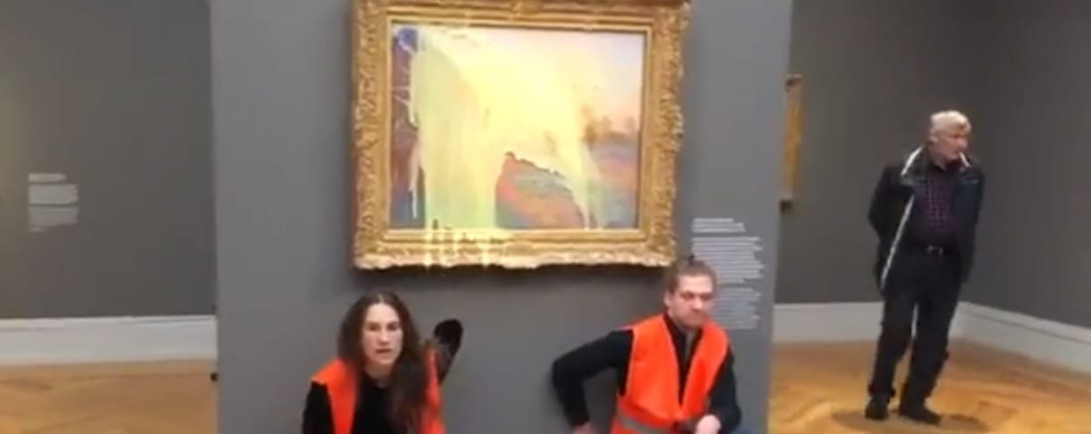 Klímavédelmi aktivisták krumplipürével mázoltak le egy 45 milliárdot érő Monet-festményt