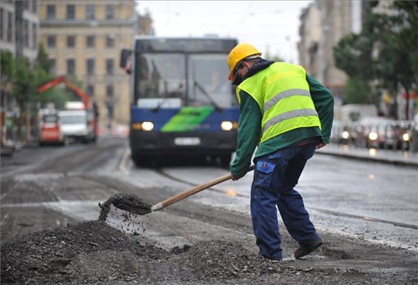 VS: Bajokat talált a Budapest Szíve programnál az EU csalás elleni hivatala