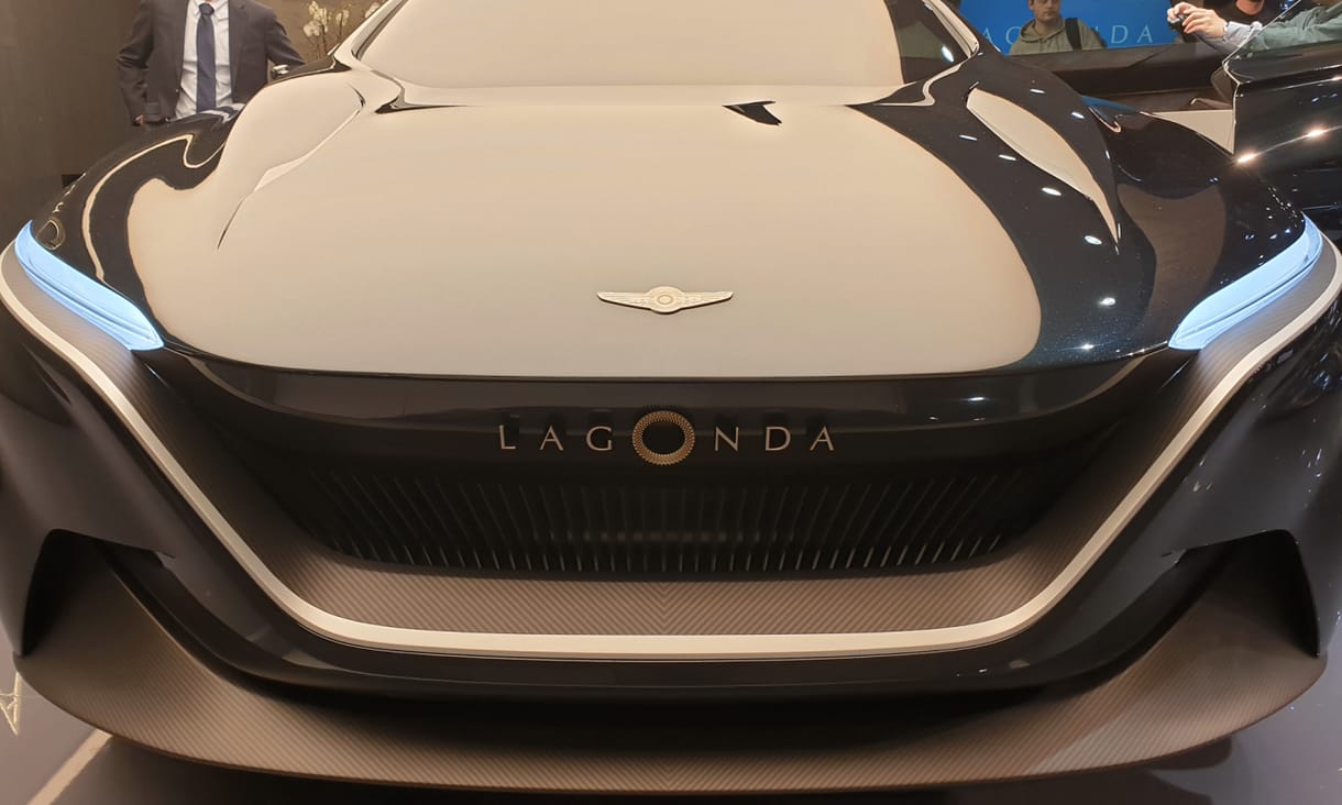 Elektromos önvezető autóval támad fel a legendás Lagonda márka