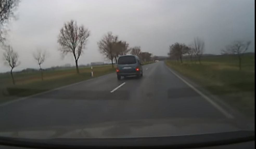Felfüggesztettel megúszta a soproni autósok szemből támadó réme
