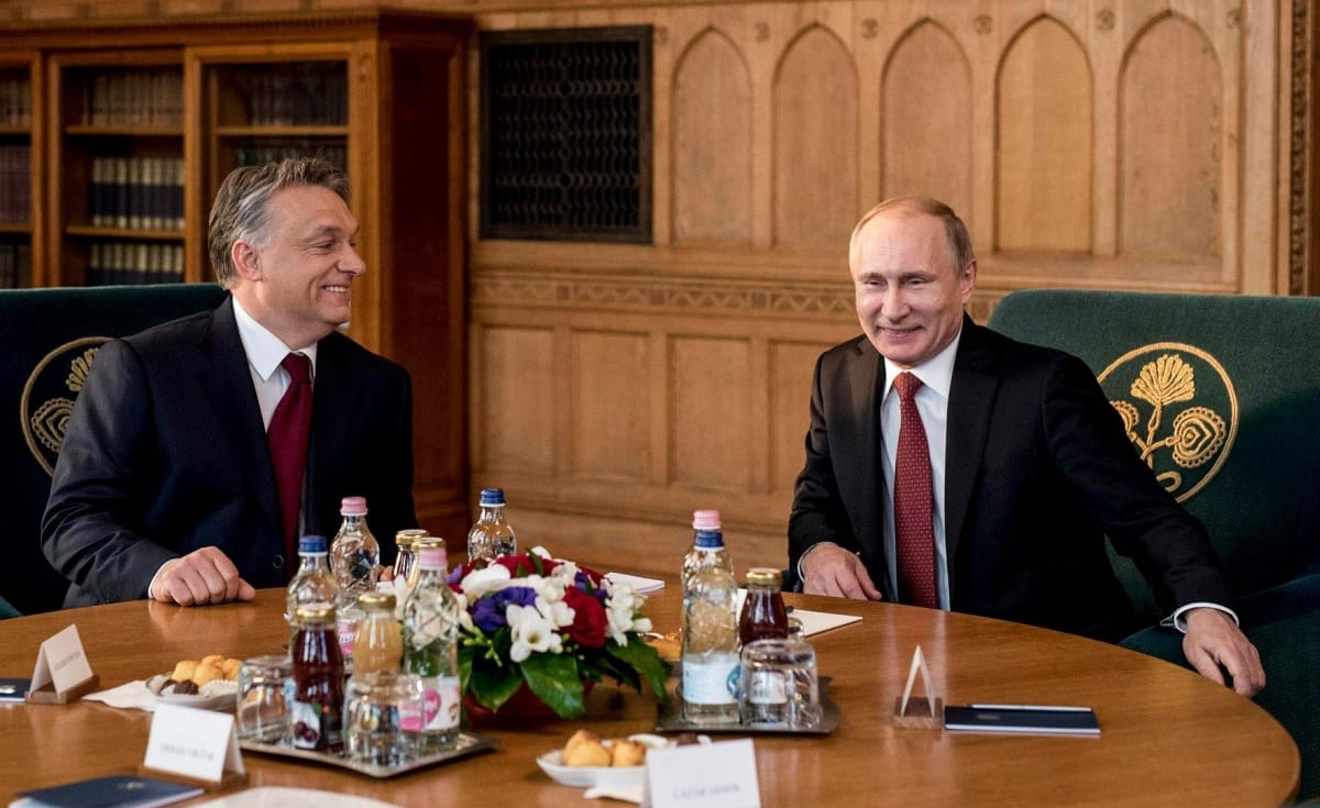 Szijjártóék nem tudnak Putyin ajándékáról