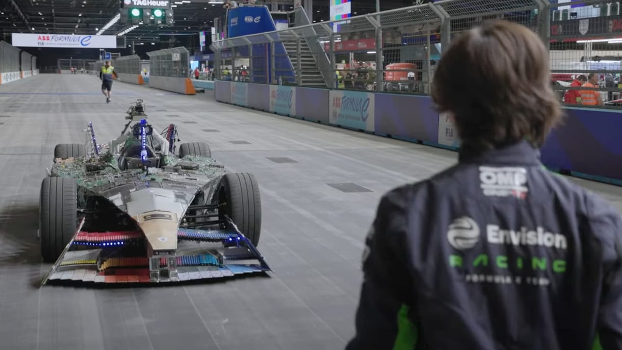 E-szemétből épített működő versenyautót egy Formula-E-csapat – videó