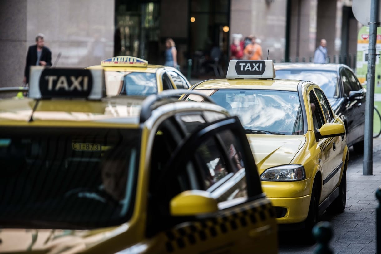 Fővárosi taxik: még nincs megállapodás a tarifákról