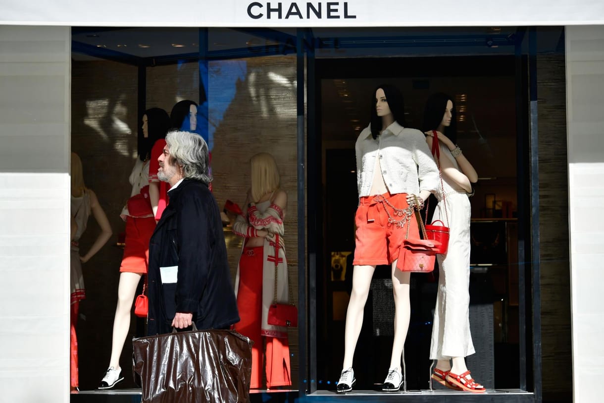 Rekordév után durva évekre számít a Chanel