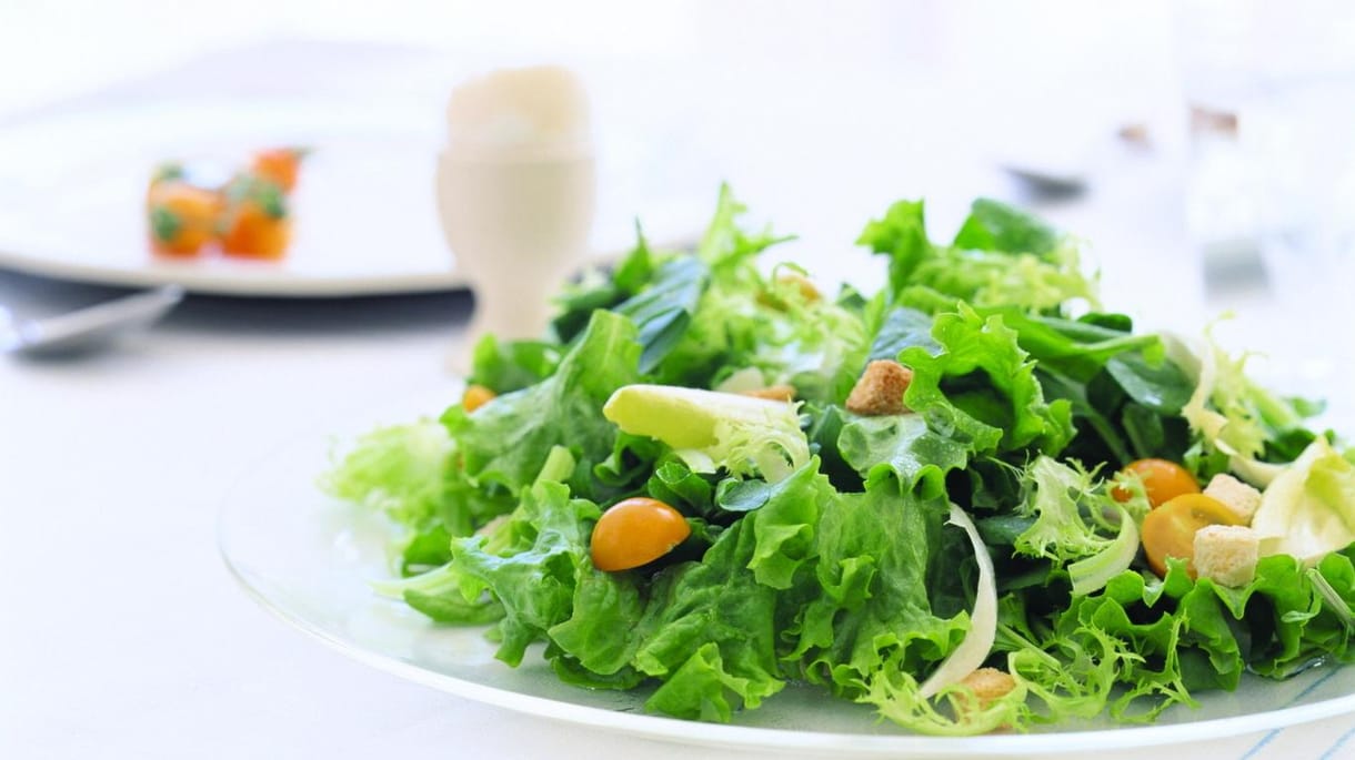 Mi készülhet a fejes salátából? – recept