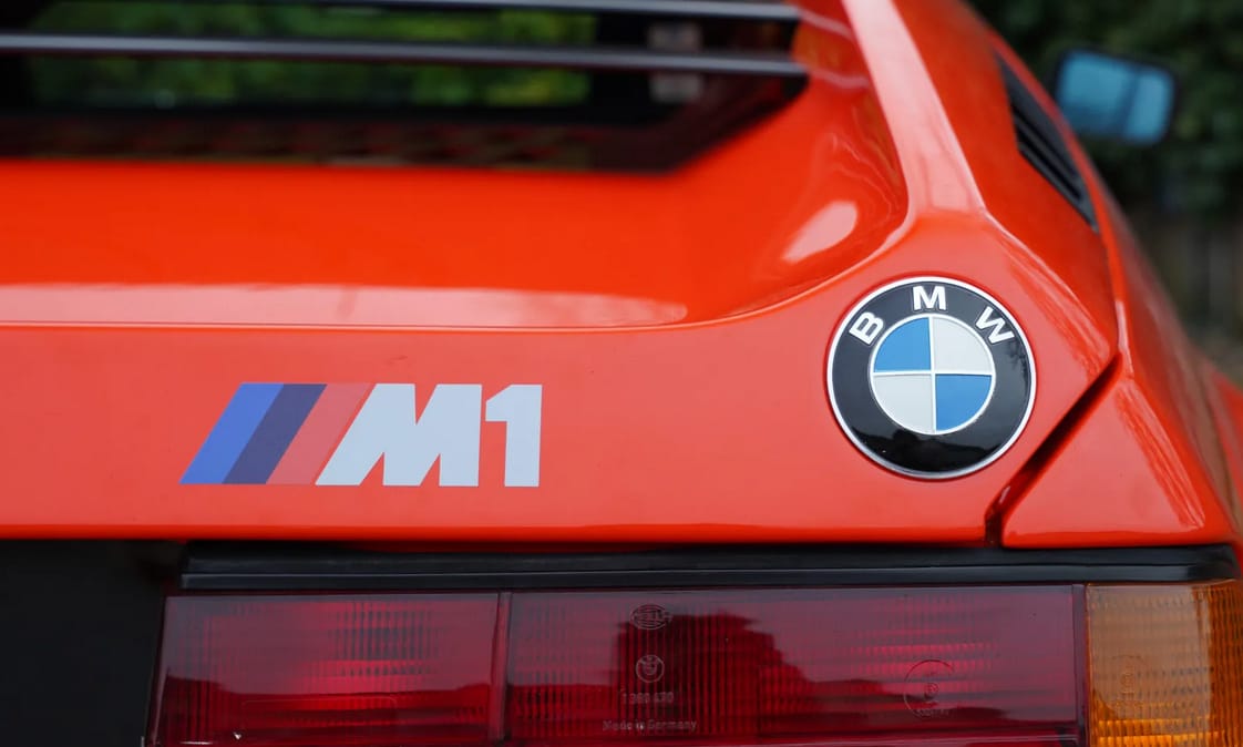 Egy darabka történelem: eladó az egyik legkoraibb BMW M1