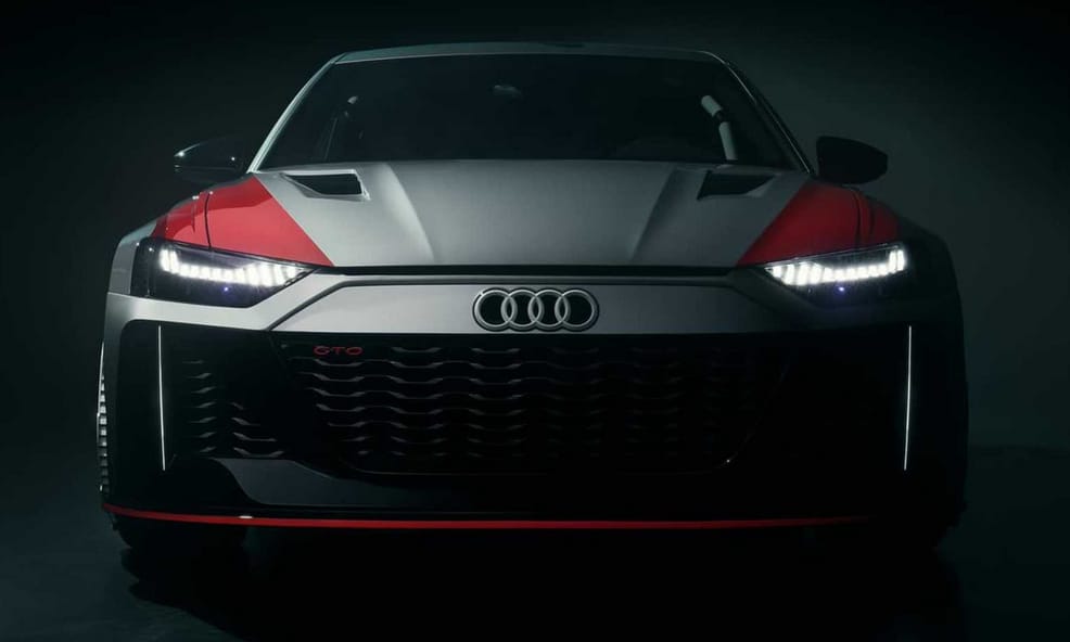 Oldalsó kipufogós extrém sportkombit készített az Audi, itt az RS6 GTO