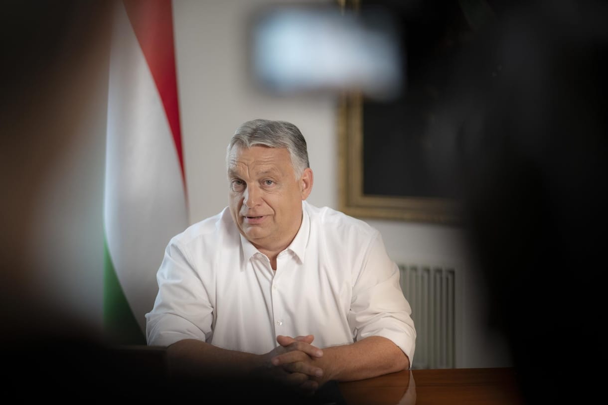 Orbán Viktor fizetését több mint duplájára emelnék 