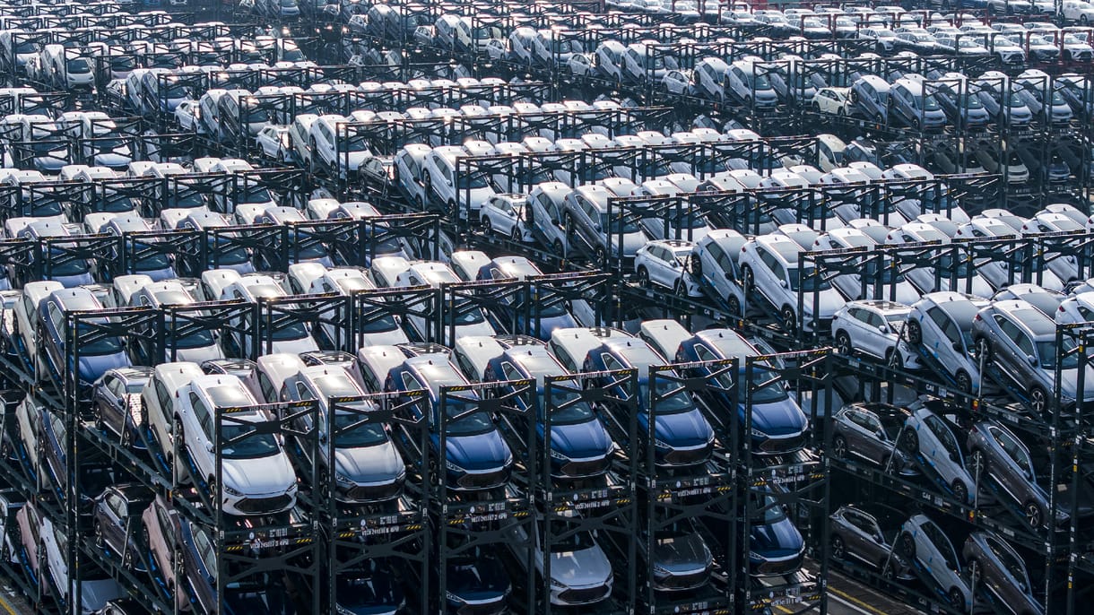 Eldördült az első lövés a Brüsszel és Peking közötti kereskedelmi háborúban, Orbánék álmai is veszélybe kerülhetnek