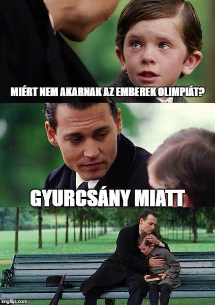 266 ezer aláírás, és beindul a mémgyár - fotók