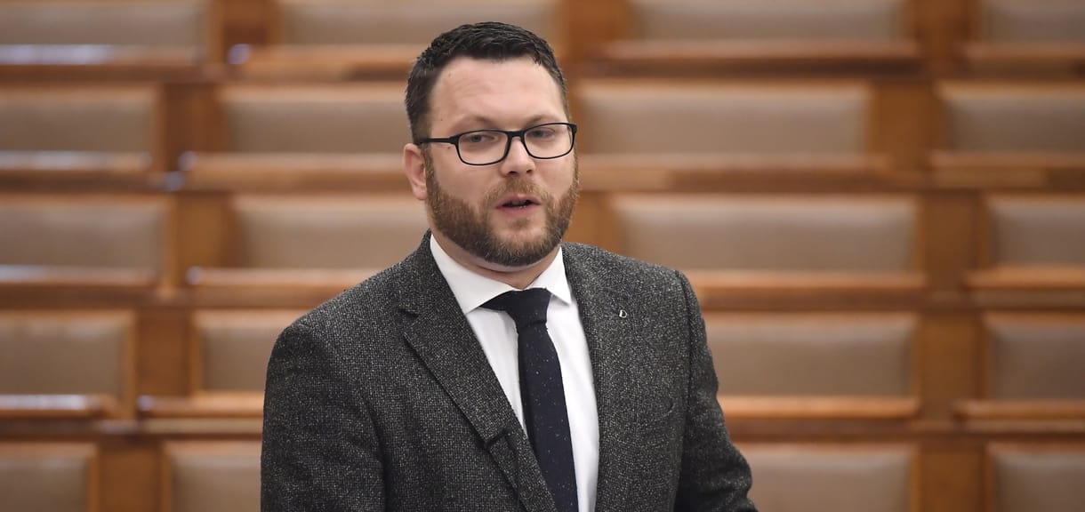 A kínai titkosügynökökről nem beszélt a kormány, de arra büszkék, hogy idejön a Fudan