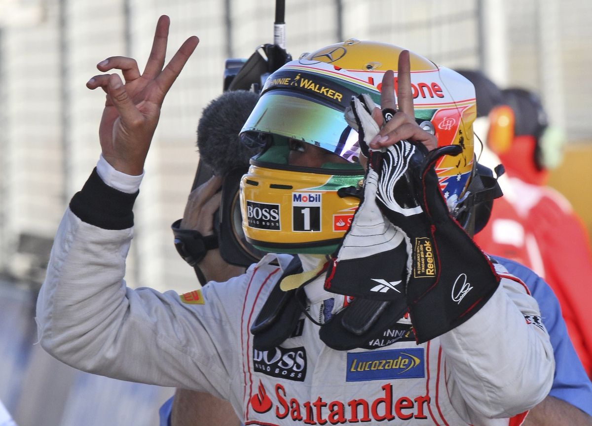 Forma-1 Malajziai Nagydíj: Hamilton és Button rajtol az első sorból 