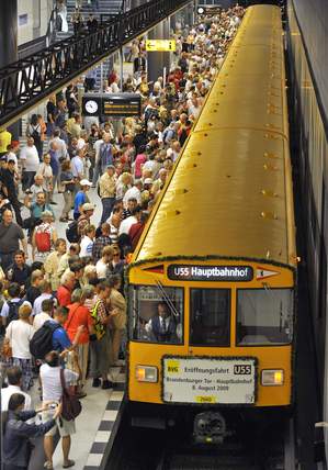 Terjed az erőszak a berlini metróban
