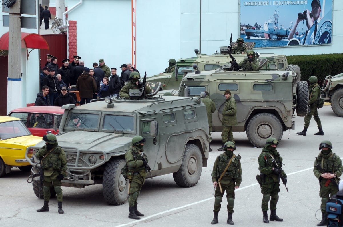 Ukrajna behívja tartalékosait, rendkívüli értekezletet hív össze a NATO