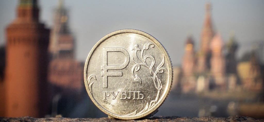 Az előrejelzett értékhez képest már most a kétszeresénél jár az éves orosz költségvetés deficitje