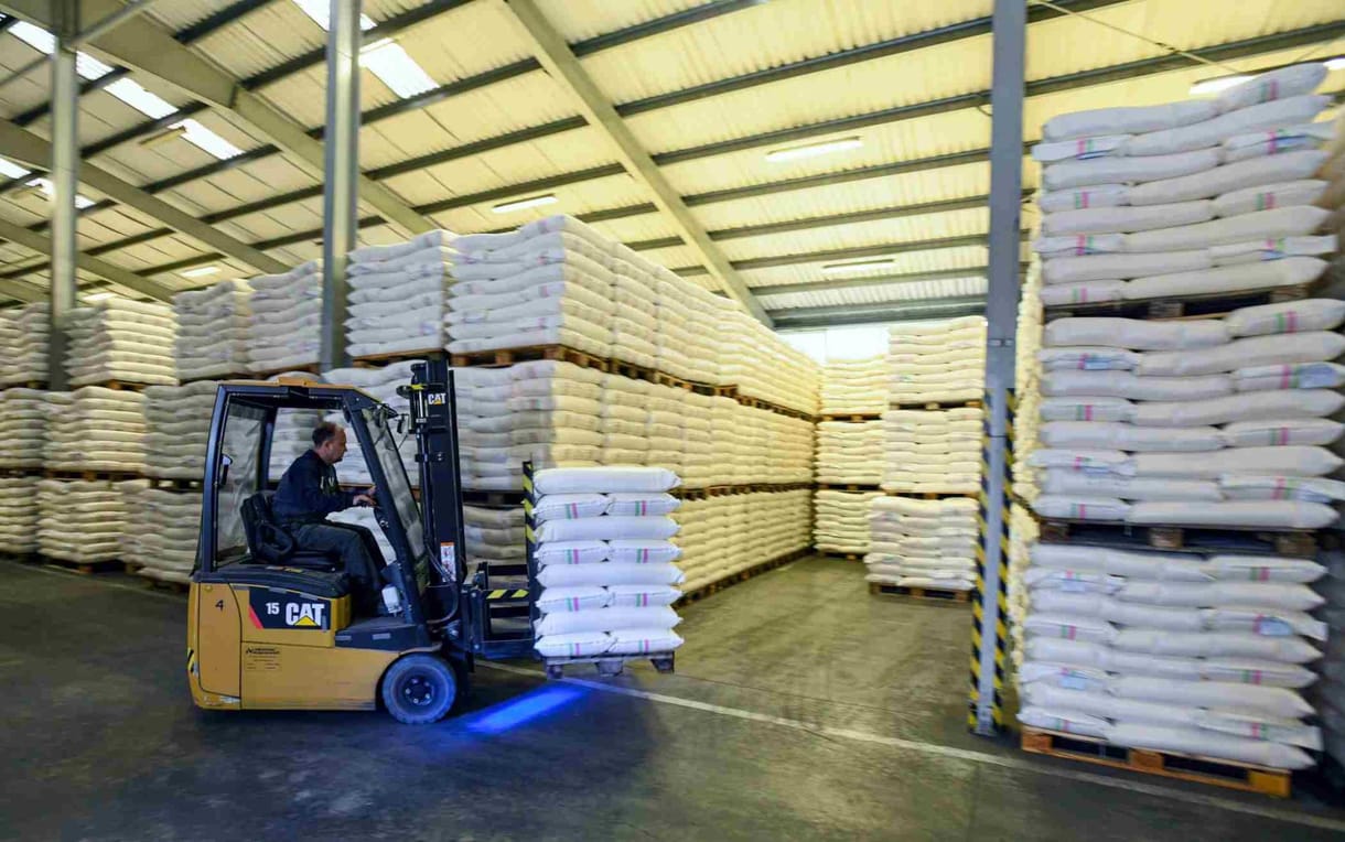 Brüsszel egyszerűsítene a vállalkozások adminisztratív terhein