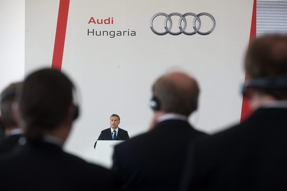 Letették az új Audi-gyár alapkövét
