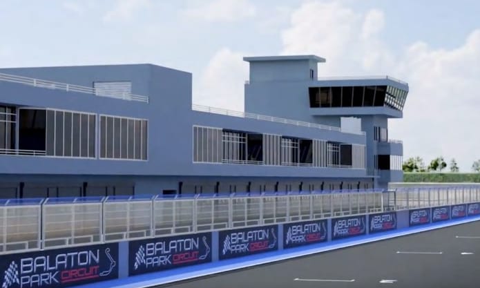 Porschék a vadonatúj magyar versenypályán, nyit a Balaton Park Circuit