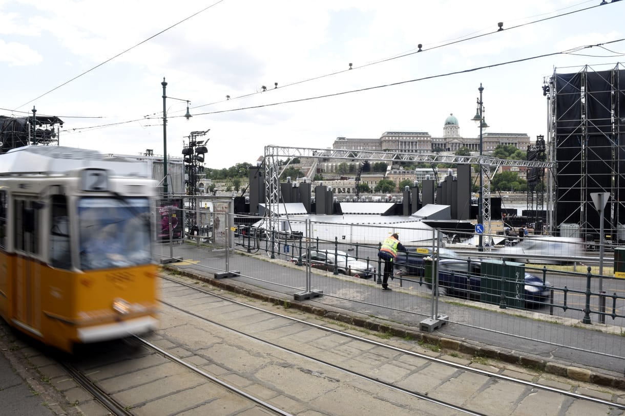 Kapnak még egy blokádot is a vizes vb miatt a környéken lakók