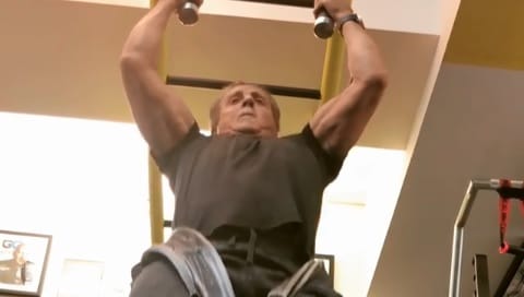 Nem semmi: így gyúr a 71 éves Stallone (videó)