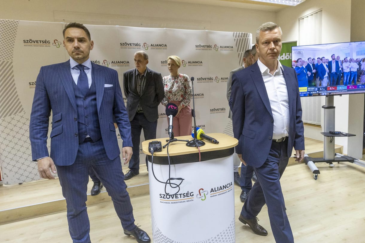 Mi lesz a szlovákiai magyar politizálással? Vége van, vagy csak tetszhalott?