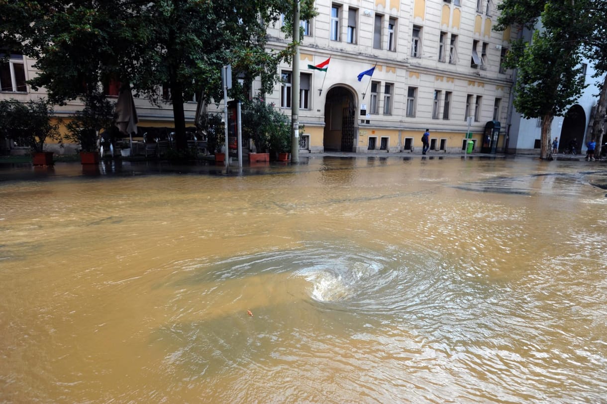 Elárasztotta a víz Szeged egy részét - fotó