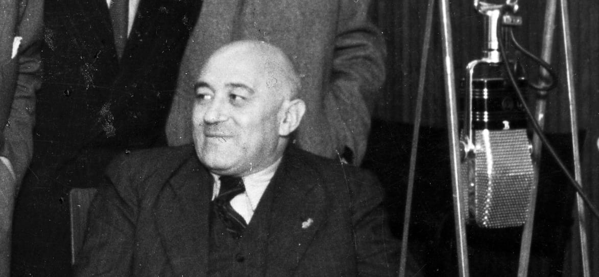 Ehhez pofa kell: a kormány új videója Rákosiék legkeményebb propagandáját idézi