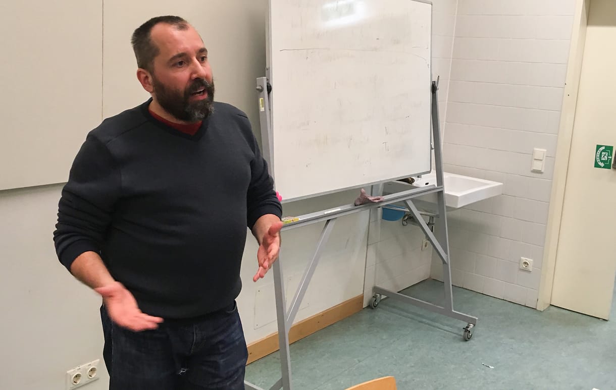 Igazi kérdésekkel indított nemzeti konzultációt Schilling Árpád